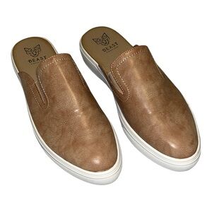 Buckle taupe/tan Reena mules